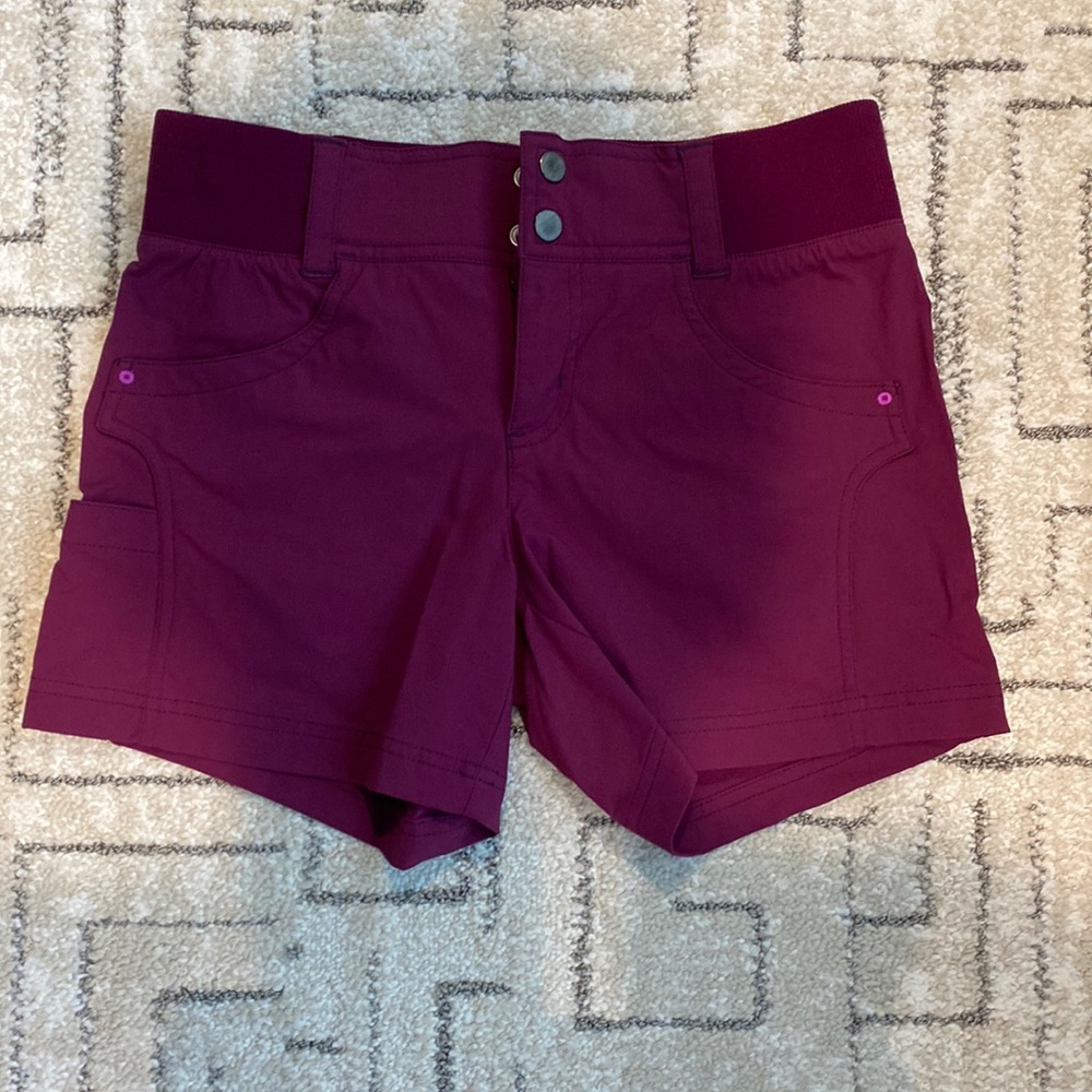 Title nine clamber shorts, size 4